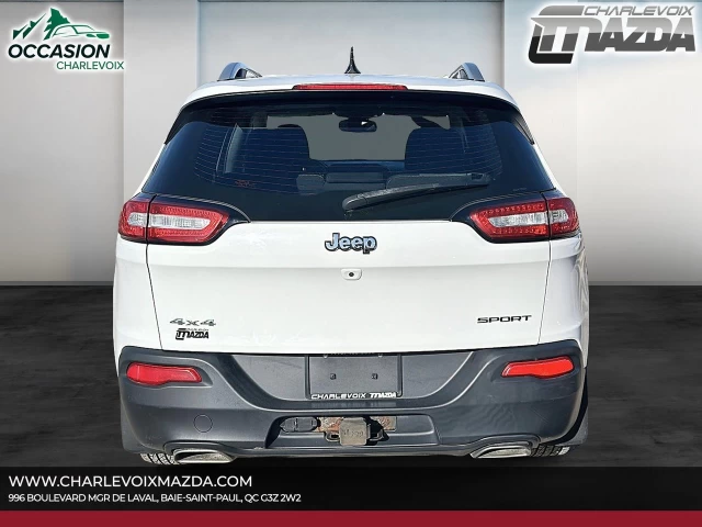 Jeep Cherokee Sport 2016